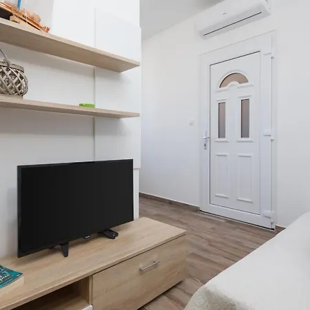 The Beach Suites Jesenice  Exterior foto