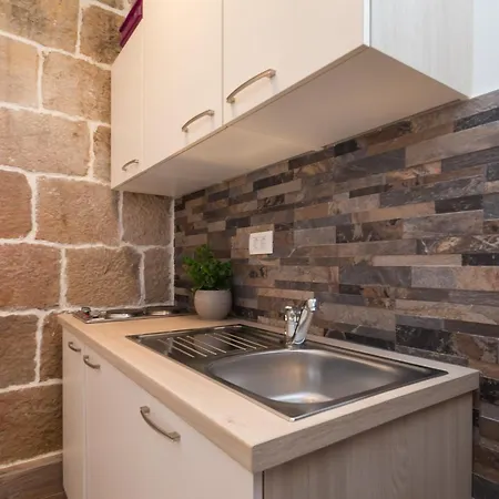 The Beach Suites Jesenice  Exterior foto