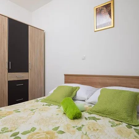 The Beach Suites Jesenice  Exterior foto