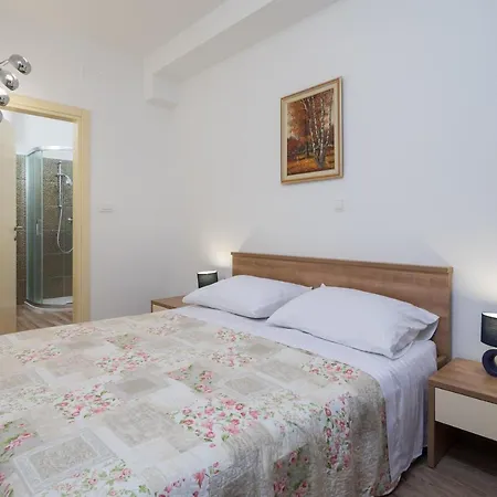 The Beach Suites Jesenice  Exterior foto