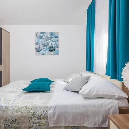 The Beach Suites Jesenice  Exterior foto
