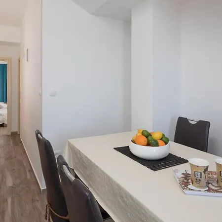 The Beach Suites Jesenice  Exterior foto