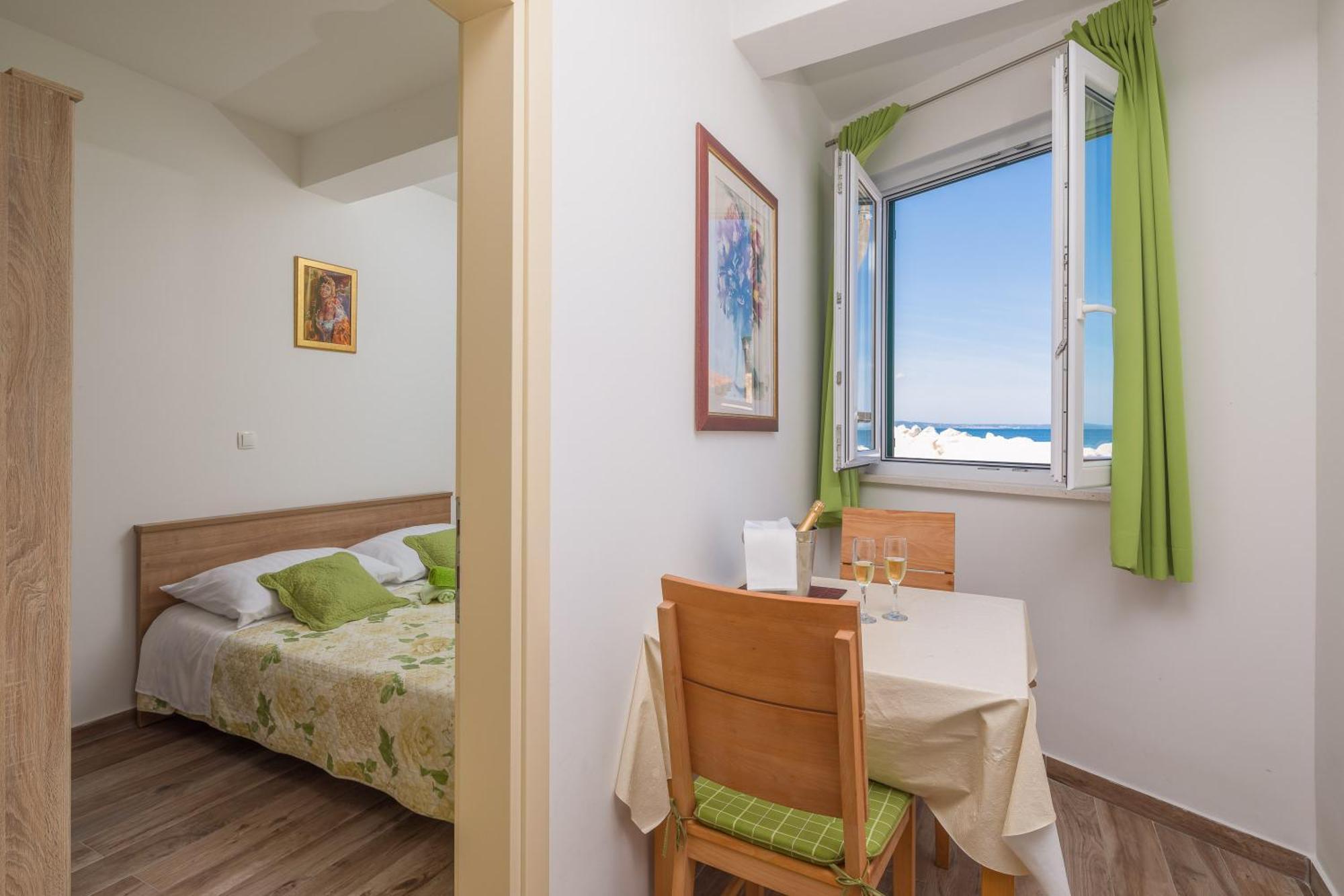 Apartman The *